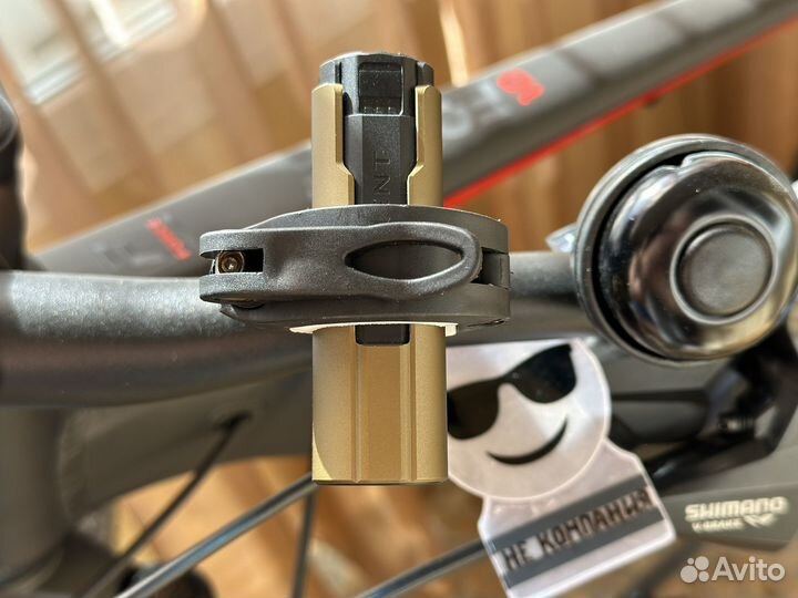 Крепление для фонаря / насоса на велосипед