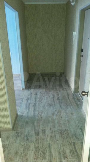 1-к. квартира, 42 м², 2/5 эт.