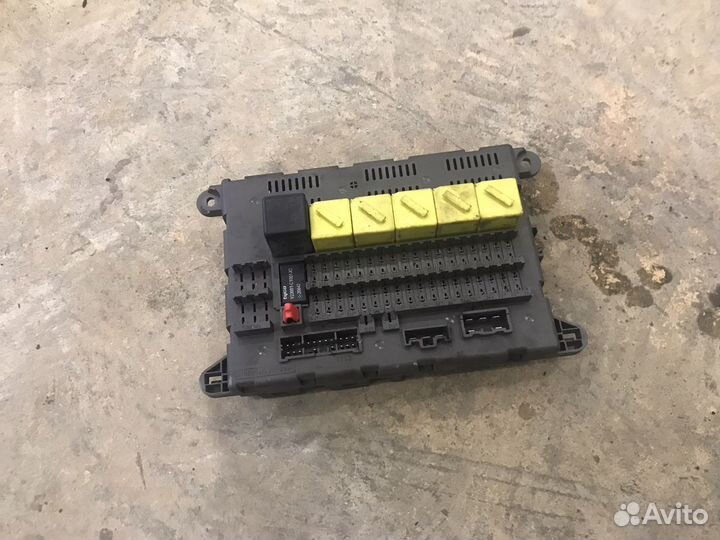 Блок предохранителей Land Rover Freelander 1