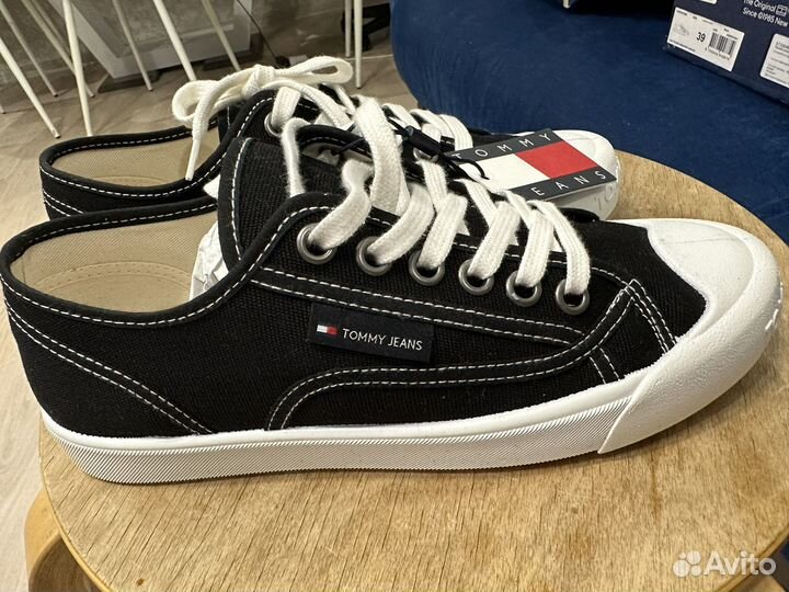 Tommy hilfiger кеды женские 38-39 размер