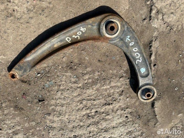 Рычаг передний правый Peugeot 308