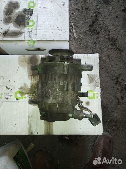 Продам генератор Митсубиси кантер 4dr5