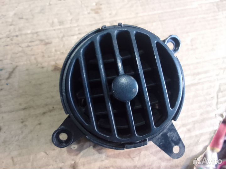 Дефлектор боковой правый Chevrolet Aveo T200