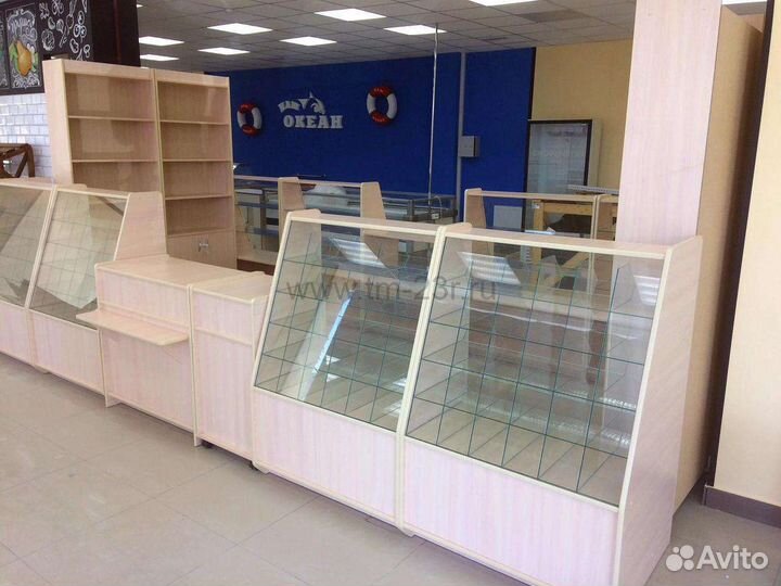 Витрины и прилавки от фабрики
