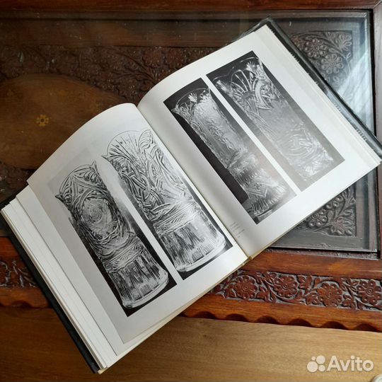 Резьба по самшиту, кости, хрусталю-графика. Почхуа