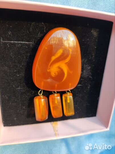 Брошь СССР под янтарь