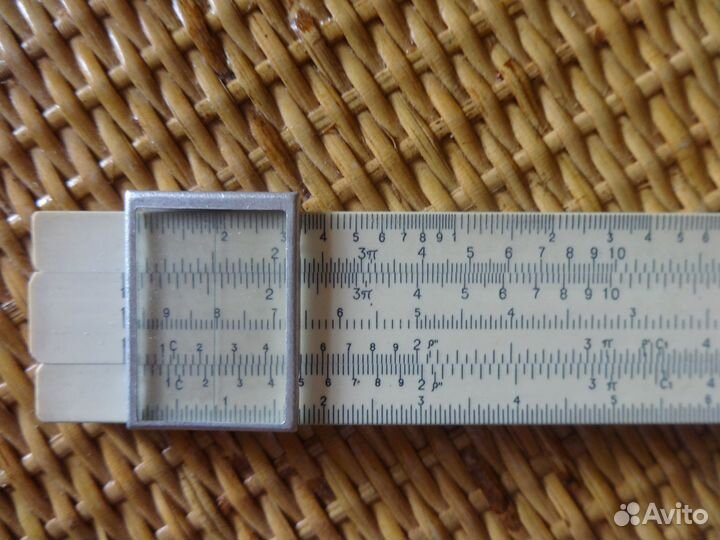 Две Логарифмические линейки времён СССР