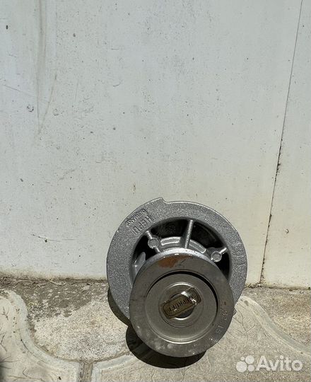 Помпа на Nissan almera