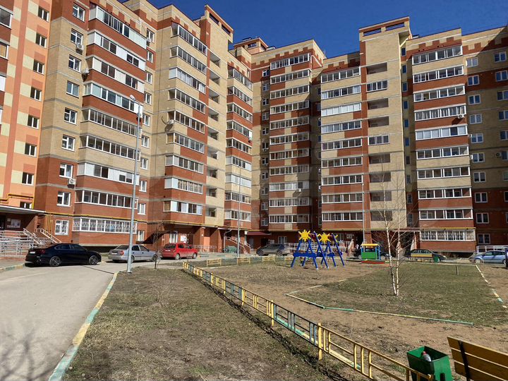 2-к. квартира, 50,2 м², 9/9 эт.