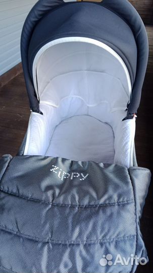 Коляска zippy 3 в 1