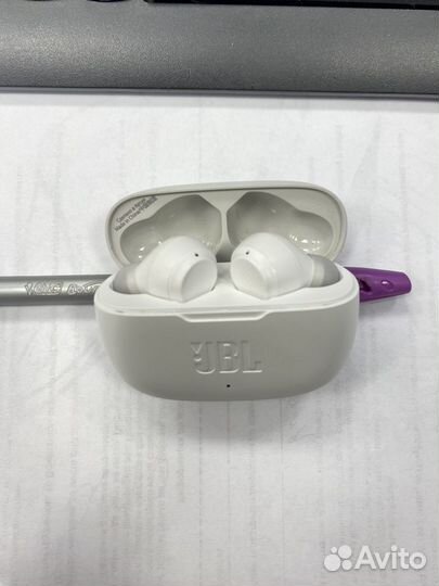 Беспроводные наушники jbl wave 200tws