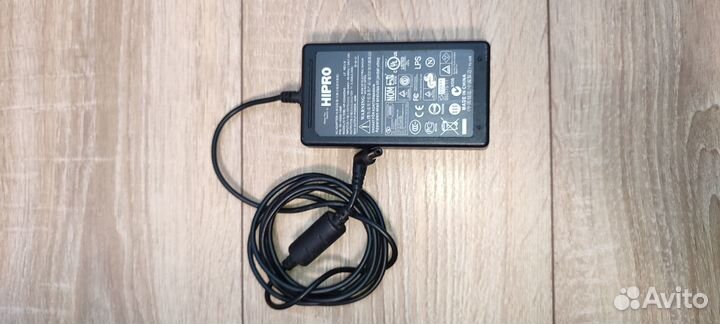 Блок питания Hipro 12V 3.33A 40W с кабелем питания