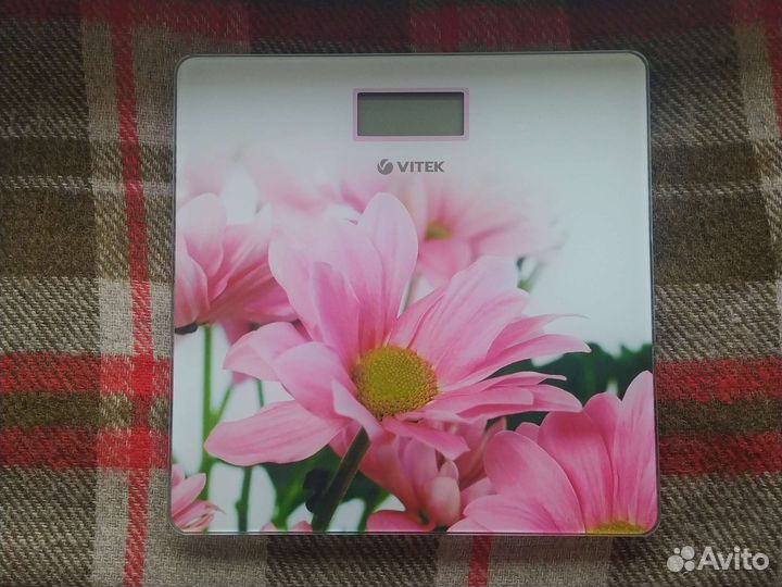 Весы напольные электронные Vitek VT-8051 до 150кг