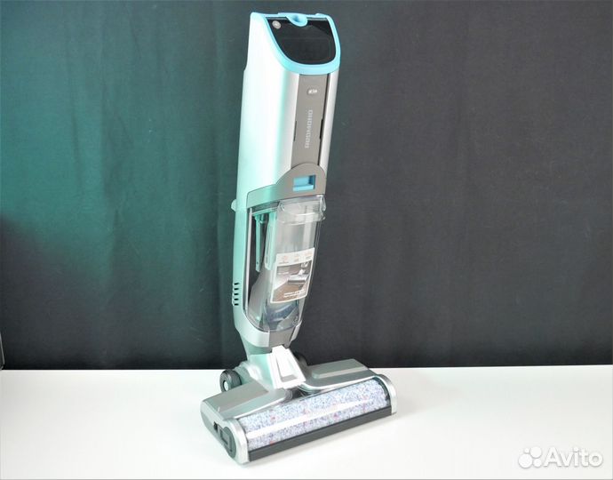 Моющий пылесос Redmond редмонд RV-UR368