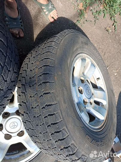 Продам колеса р16 245/70