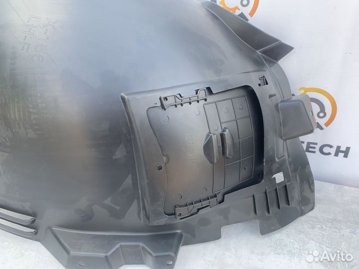 Подкрылок передний Mercedes-benz X166 A1668802205