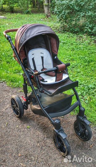Коляска 3 в 1 maEma цвета шоколад