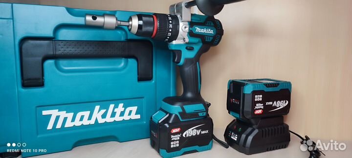 Шуруповерт Makita