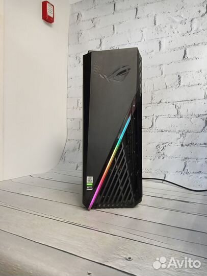 Фирменный игровой пк от Asus