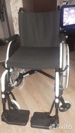 Коляска инвалидная