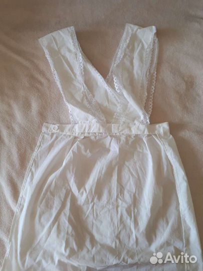 Белый школьный фартук