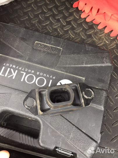 Опора кпп Рено