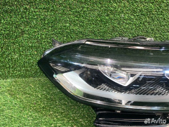 Фара левая Renault Megane