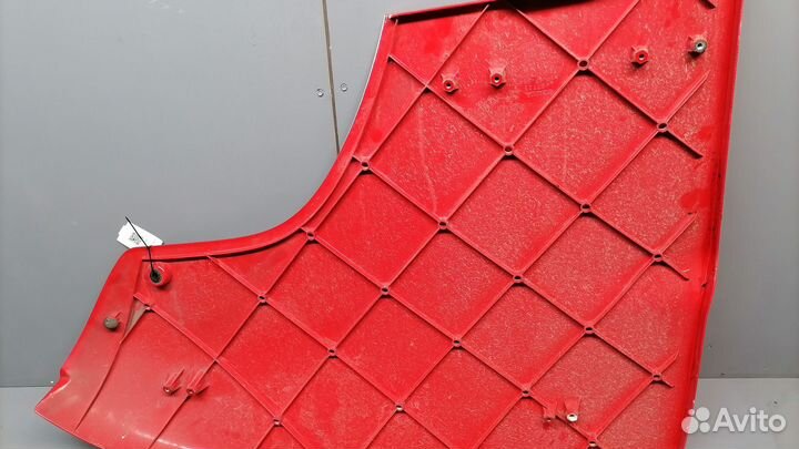 Боковой верхний спойлер левый scania g250