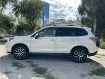 Subaru Forester 2.0 CVT, 2017, 171 000 км, с пробегом, цена 2 600 000 руб.