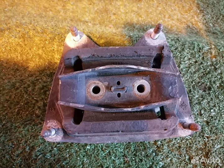 Опора кпп (подушка) задняя 4F0399151BL Audi A6 C6