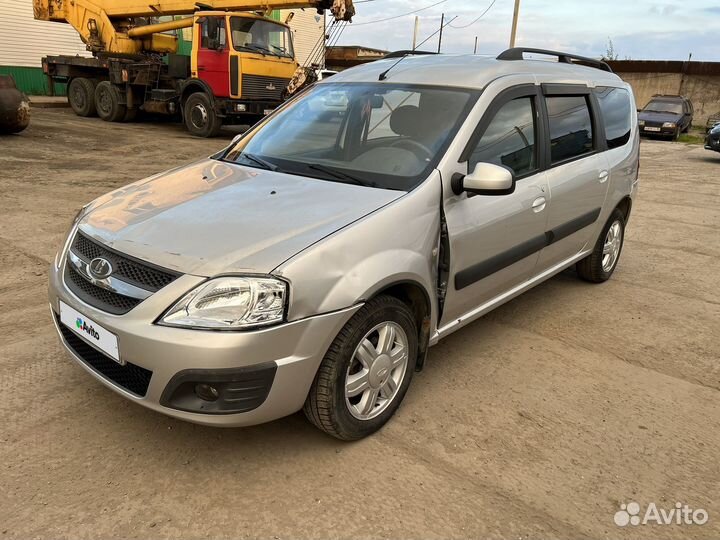 LADA Largus 1.6 МТ, 2014, битый, 80 000 км