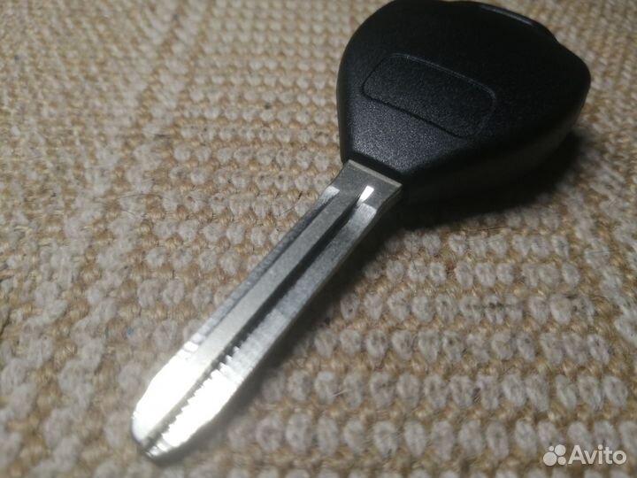 Toyota DA101418 denso 12BBY чип ключ 3 кнопки