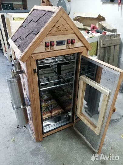 Коптильный аппарат/ Коптильня 