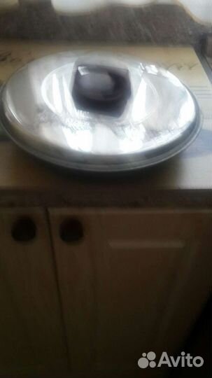 Посуда разная.графины.масленки.сковорода.чайник за