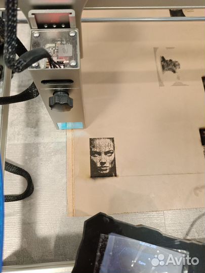 Лазерный гравировальный станок