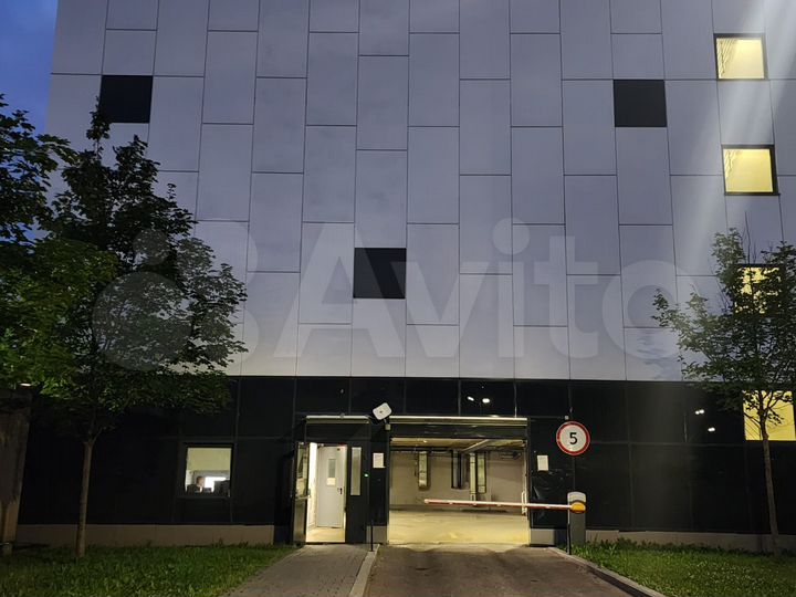 Машиноместо, 15 м²