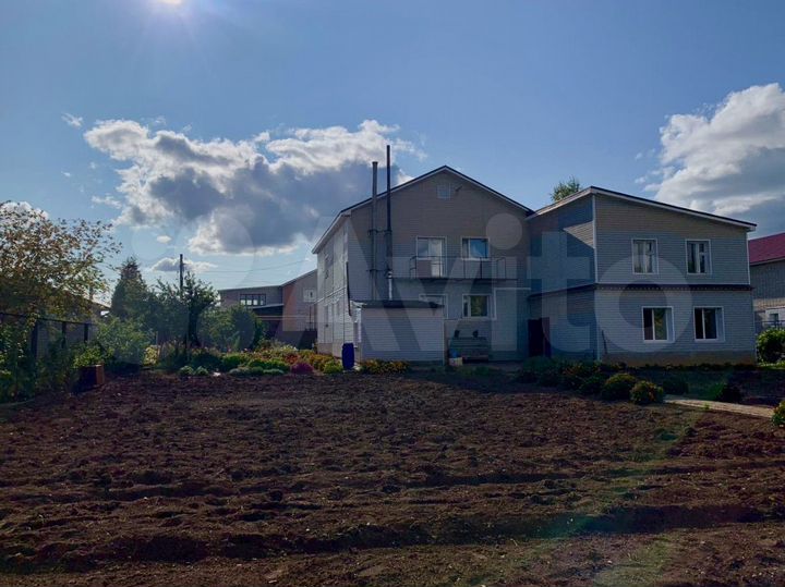 Дом 283,4 м² на участке 15 сот.