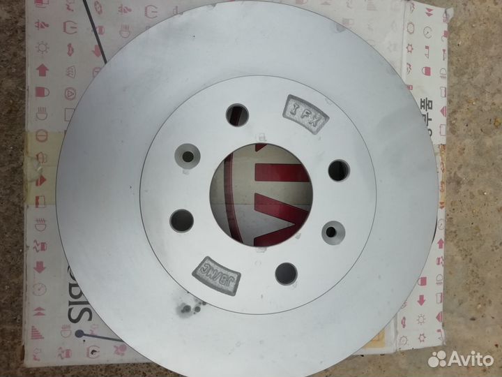 Диск тормозной передний