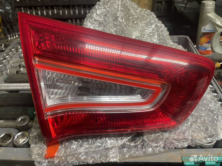 Задний левый фонарь внутренний kia sportage