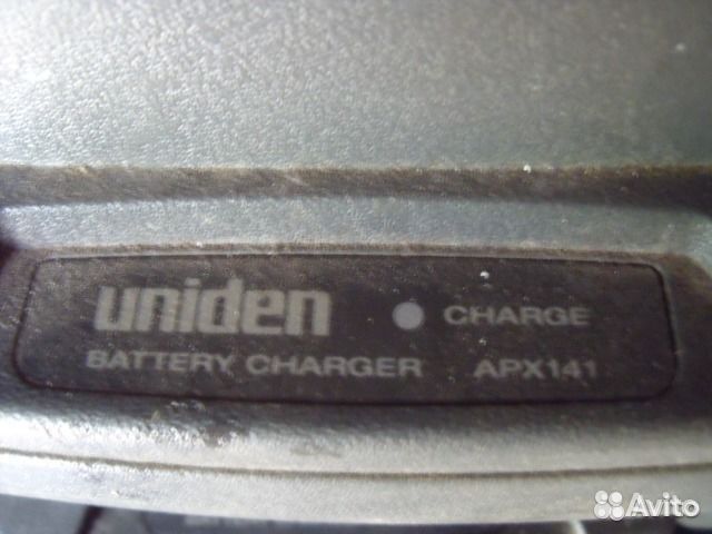 3 Рации 800мгц, транк, 7 зарядок, 5 аккум