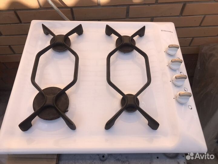 Варочные панели цены разные