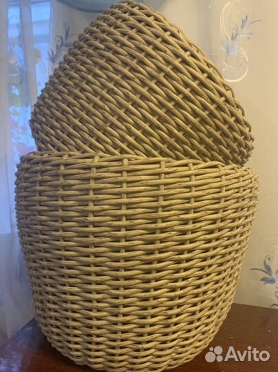 Кашпо из искусственного ротанга