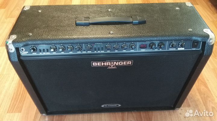 Гитарный комбоусилитель Behringer v tone gmx 212