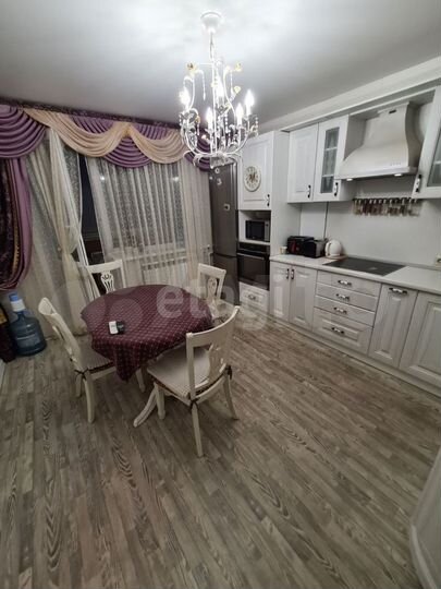 4-к. квартира, 110,5 м², 9/9 эт.