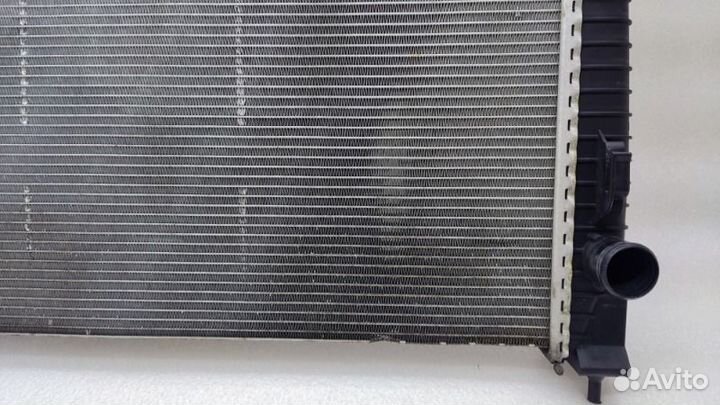 Радиатор основной Jeep Grand Cherokee Srt WK2 ESG