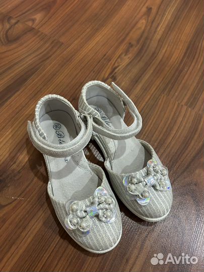 Туфли для девочки 26 размер