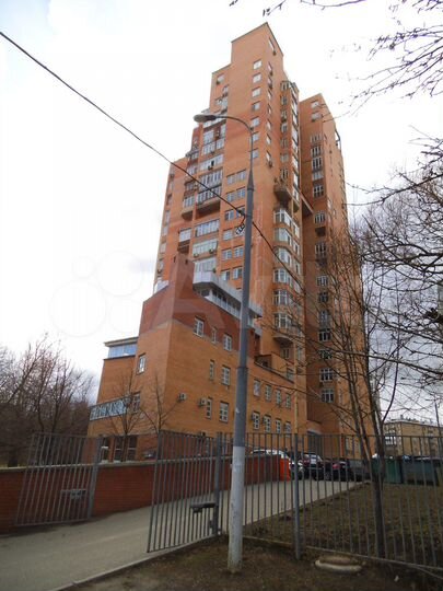 Комната 23 м² в 5-к., 9/23 эт.