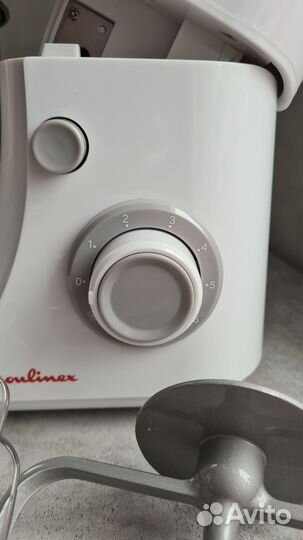 Кухонная машина Moulinex Essential QA150110