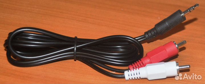 Стерео кабель аналоговый Zoom 3,5 мм(M) - 2 RCA(M)