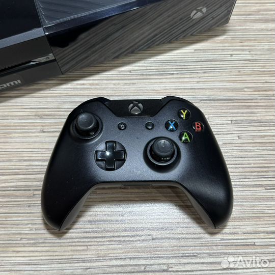 Xbox One 500Gb + 300Игр Game Pass